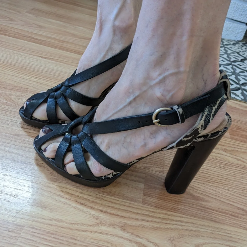 Ladies Heels - Picture 1 of 9